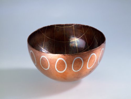 Piece -- materials: copper, silver, brass; dimensions: diameter 18, 10h;