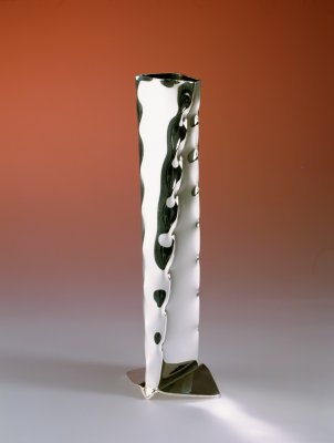 Piece -- materials: silver; dimensions: h 25 cm;