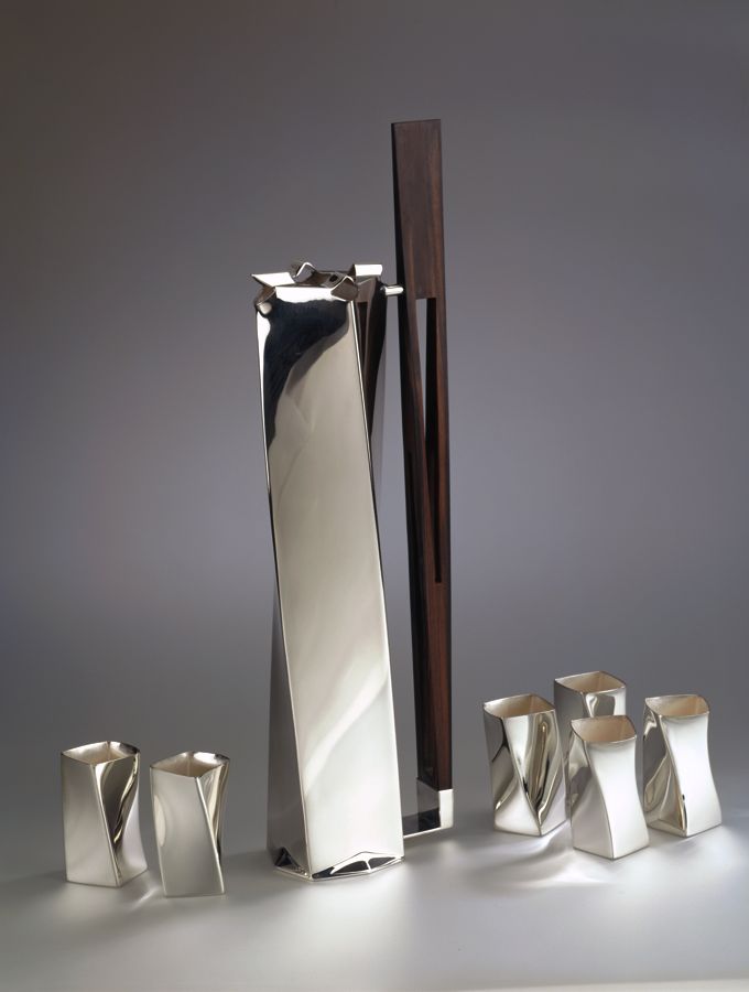 Piece -- materials: silver, palissander; dimensions: 47 h cm;