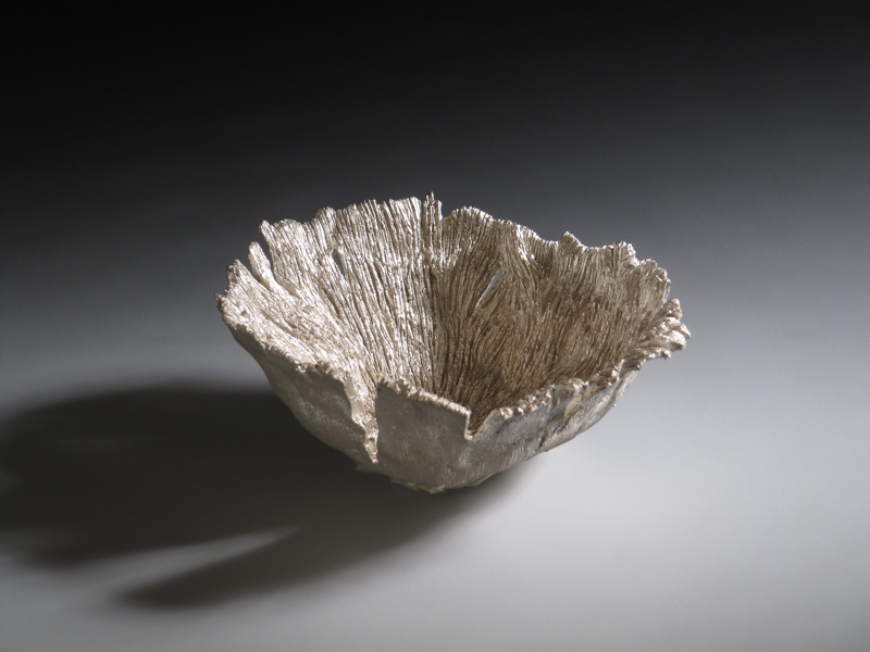 Piece -- materials: silver; dimensions: diameter 14 cm;