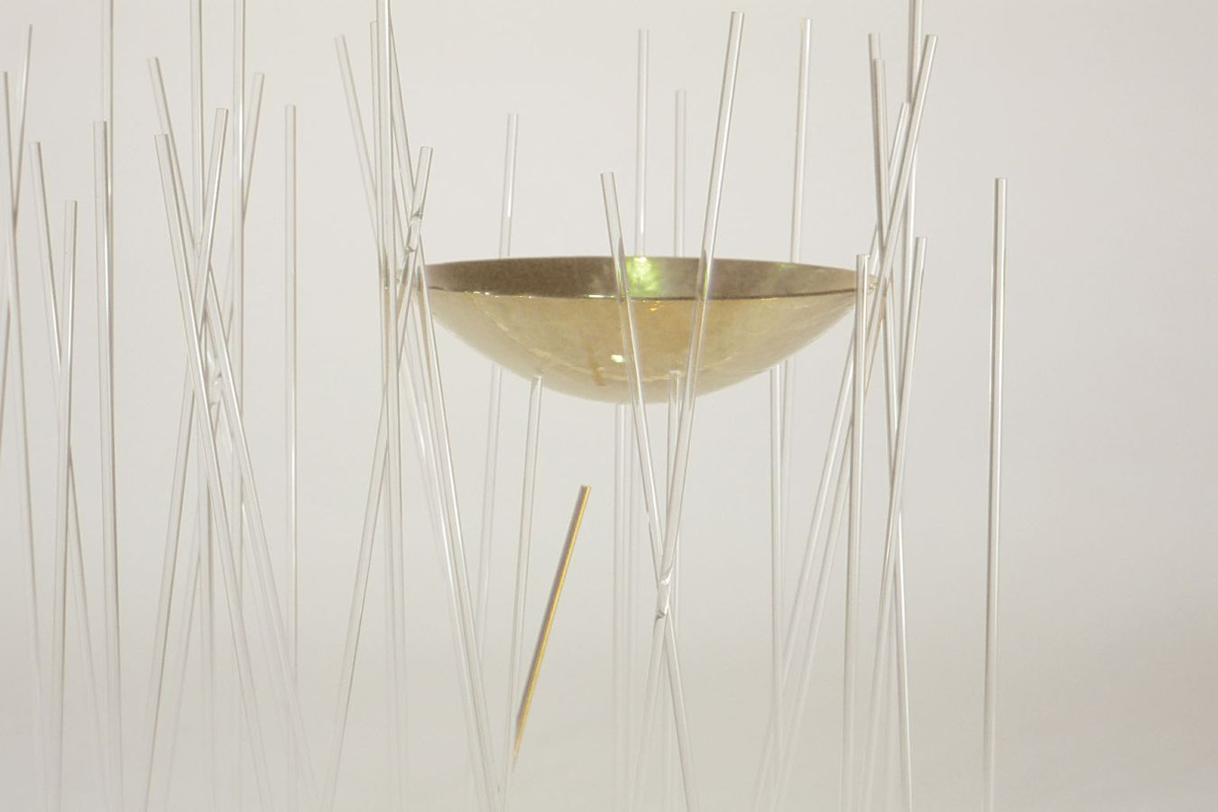 Piece -- materials: glass, perspec, silver gilt; dimensions: 34 x 21 x 34 cm;