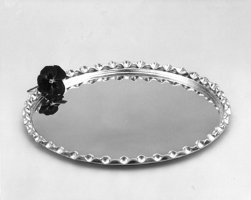 Piece -- materials: silver; dimensions: diameter 30;