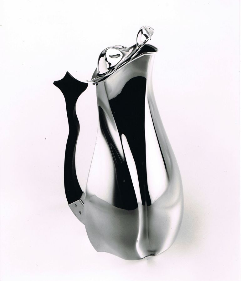 Piece -- materials: silver, palisander; dimensions: 17 h cm;