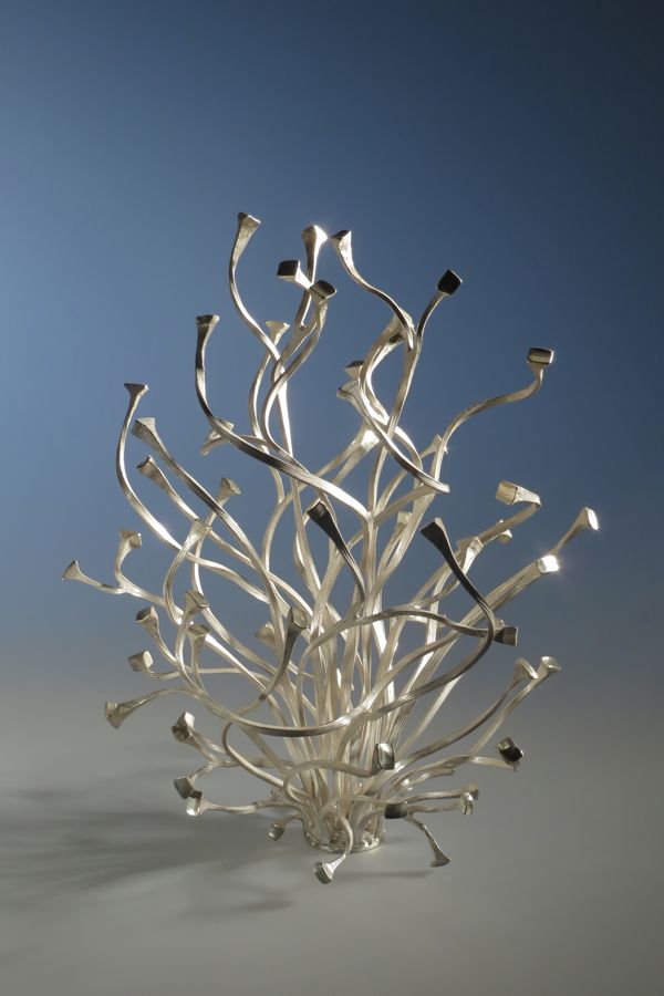 Piece -- materials: silver; dimensions: diameter 26, h 28 cm;