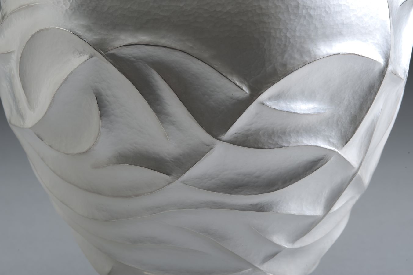 Piece -- materials: silver; dimensions: h 20 cm;