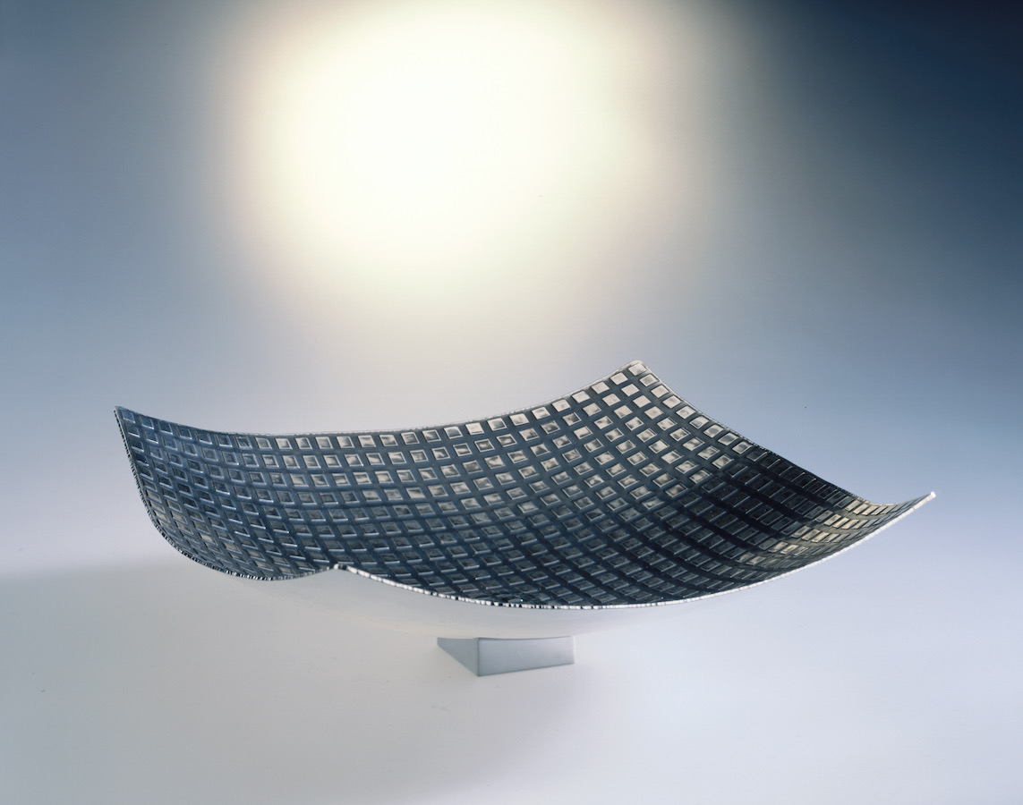 Piece -- materials: silver, patinated; dimensions: 23 x 23 x 7.5 h cm;